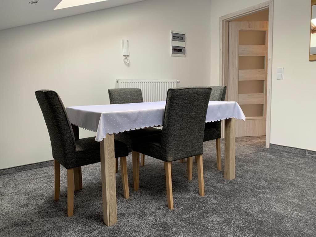 Będzin Look Of Dreams - Apartamenty Sloneczny I Ksiezycowy מראה חיצוני תמונה